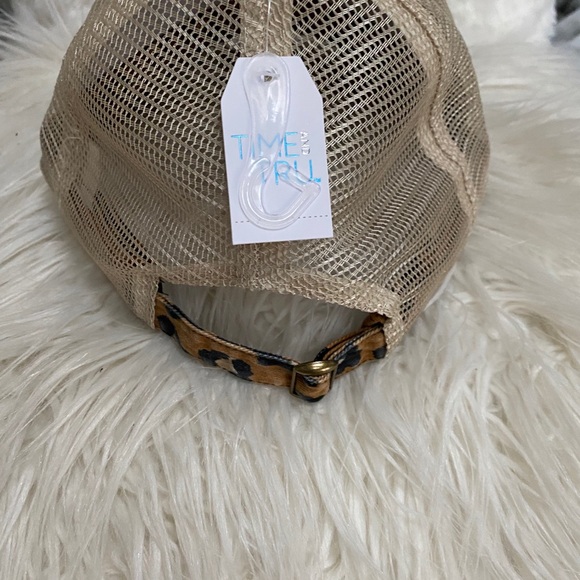 Time and Tru Cap - Picture 3 of 4